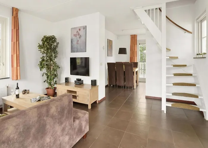 بيت للعطل In Zuytland Buiten With Fishing Platform Simonshaven