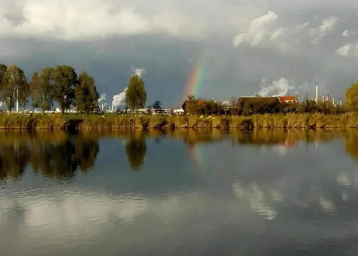 In Zuytland Buiten With Fishing Platform